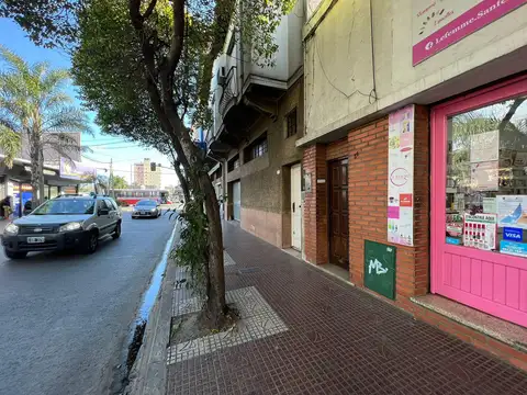Local en Alquiler en San Fernando Carupa, $ 700.000