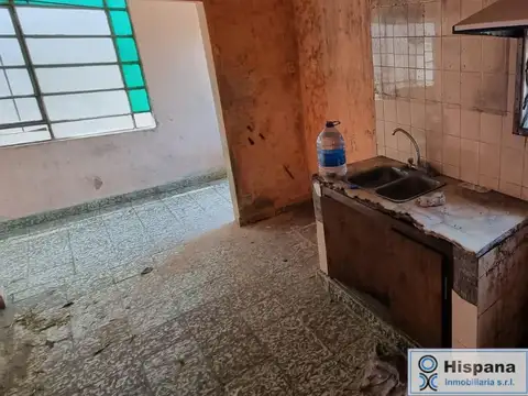 Arteaga entre San Martin y Sarmiento al 700