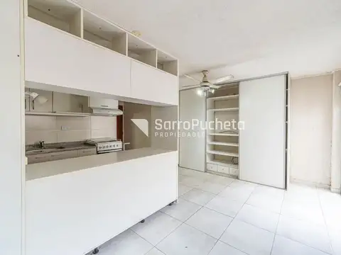 Venta departamento monoambiente con balcon en Haedo Sur