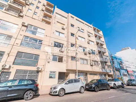 Venta departamento monoambiente con balcon en Haedo Sur