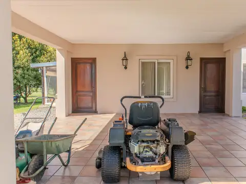 Venta Casa 6 AMBIENTES con pileta - Quebradas Villa Rural Baradero