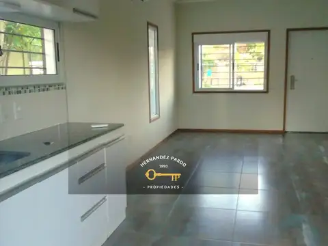 Alquiler. Dos dormitorios, lado sur