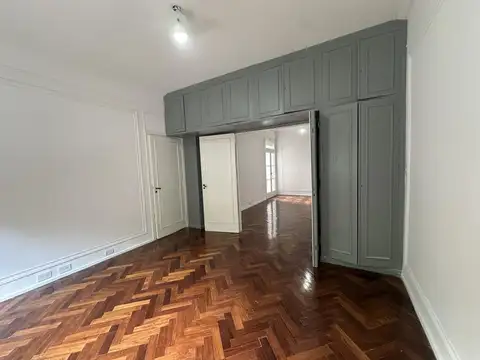 PACHECO DE MELO  al 2800