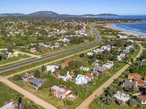 Terreno en Venta en Playa Hermosa, USD 105.000