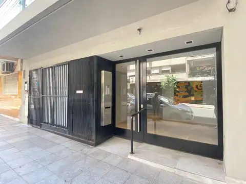 LOCAL MIXTURA 3, 20 MTS TOT(Aprox), C/ BAÑO,EXC. UBICACIÓN A MTS DE AV. CORRIENTES