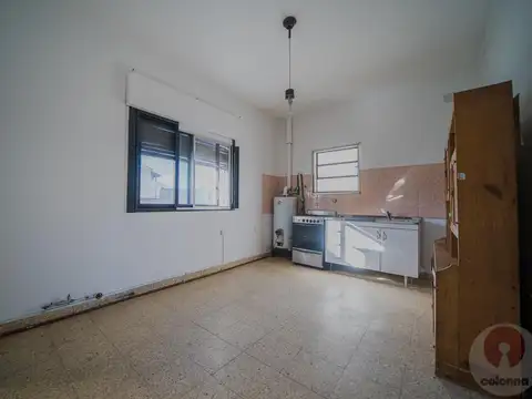 Depto Tipo Casa en Venta 50 años