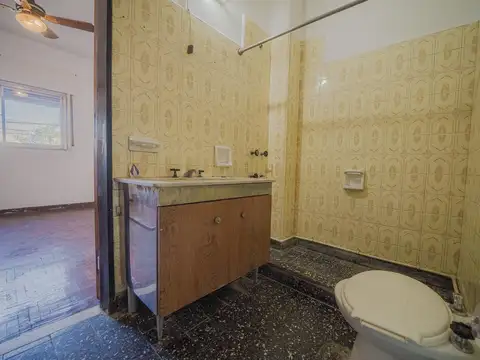 Depto Tipo Casa en Venta 50 años