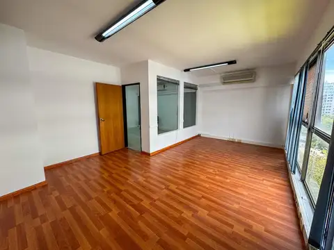 Oficina en Alquiler 26 años