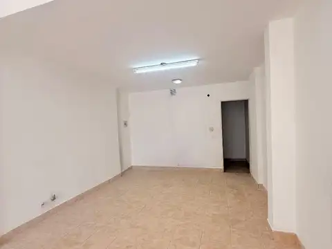 Local en Alquiler en Abasto, $ 800.000