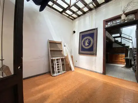 VENTA CASA 3 DORMITORIOS A RECICLAR GOES