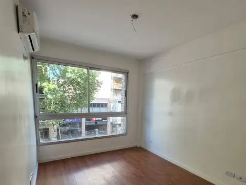 Avenida Díaz Vélez 5200