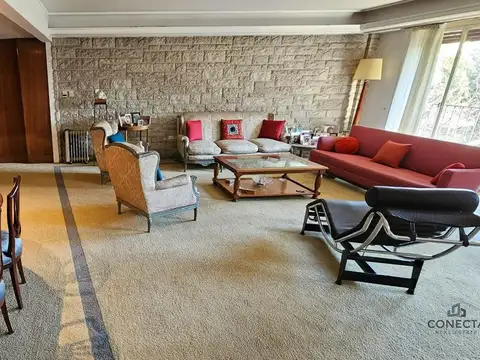 Departamento 7 ambientes con 3 baños