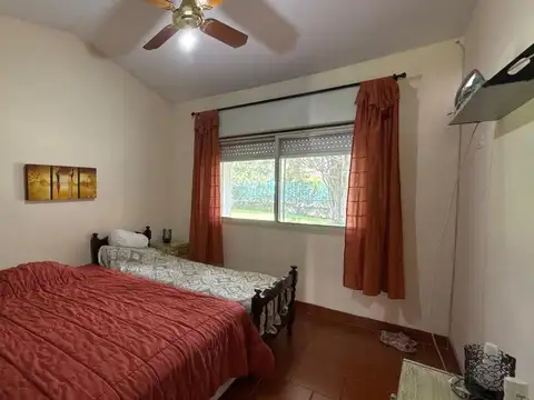 VENTA CASA 2 DORMITORIOS CON PILETA RIO CEBALLOS