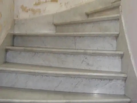 Bueras 133 , Piso 1