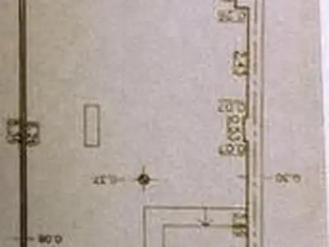 Local en ALQUILER sobre Av Mosconi. 4.80 x 19,70 m