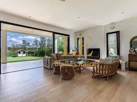 VENTA CASA EN EL NAUDIR