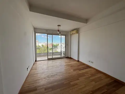 Avenida Nazca 3000, Piso 8