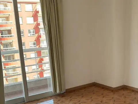 Departamento  en Alquiler en San Miguel, G.B.A. Zona Norte, Argentina