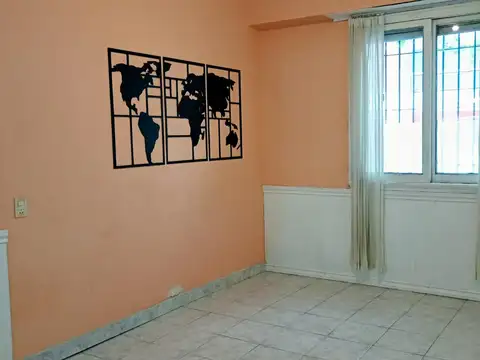 3 AMB. PLANTA BAJA. CON PATIO. 2 BAÑOS. COCINA COMEDOR DIARIO.BAJAS EXPENSAS