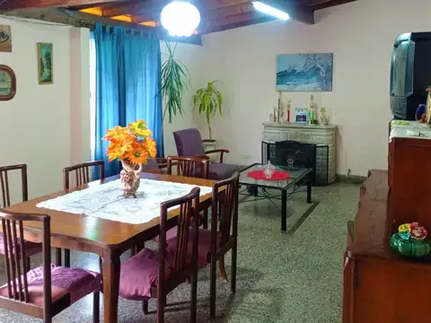 VENTA - CHALET 3 AMBIENTES - LOS POLVORINES - B° MARIANO MORENO - APTO CREDITO  