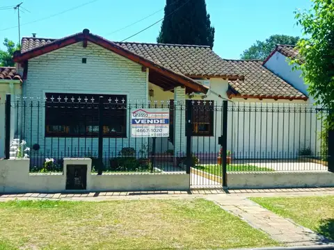 VENTA - CHALET 3 AMBIENTES - LOS POLVORINES - B° MARIANO MORENO - APTO CREDITO  