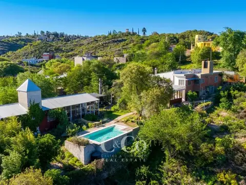 Casa 5 ambientes con 2 baños