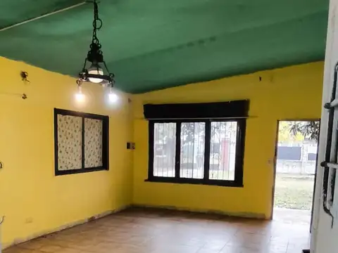Casa en Alquiler en Moreno, $ 300.000