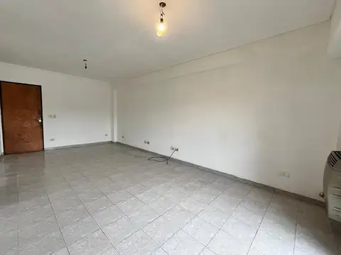 Departamento en Alquiler en Belen de Escobar, $ 420.000