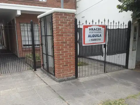 PH en alquiler dos amb con cochera en Haedo