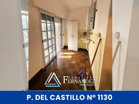 CASA EN VENTA zona centro amplio terreno