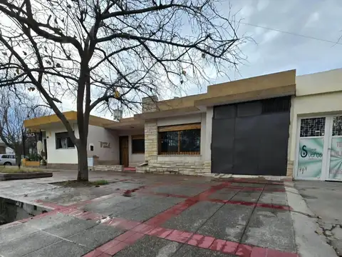 Avenida Granaderos 800