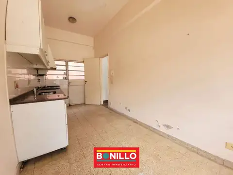 Depto Tipo Casa en Alquiler 60 años
