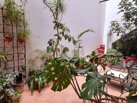CASA CUATRO DORMITORIOS
