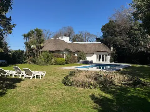 Casa en Alquiler en el Golf Club Argentino - Ruta 8 km 41.5 - 4 Ambientes