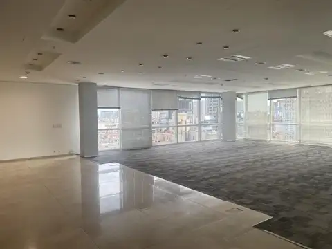 Oficina en Alquiler al Este