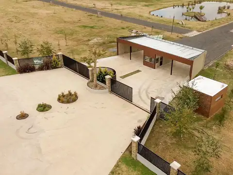 Terreno en Venta en Plomer, USD 13.000