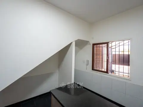 Depto Tipo Casa 3 ambientes con 2 baños