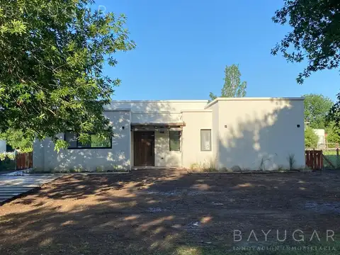Venta Casa - Barrio Privado Los Alcanfores / Pilar