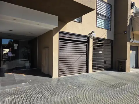 Cochera en Venta - Villa Pueyrredon | Muy buena ubicación