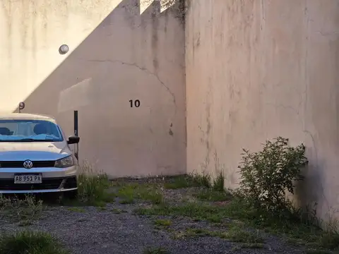 Cochera en Venta - Villa Pueyrredón | Muy buena ubicación