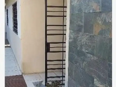 HERMOSO DEPARTAMENTO EN ALQUILER EN GODOY CRUZ