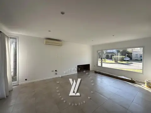 Casa en Alquiler de 4 dormitorios