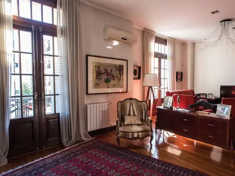 Frances Reciclado, buen gusto, luminoso, edificio histórico