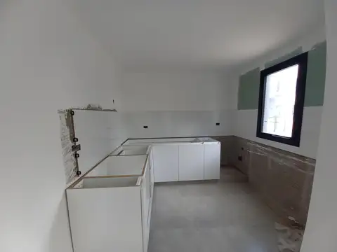 Departamento en Venta en Villa Adelina, USD 110.000