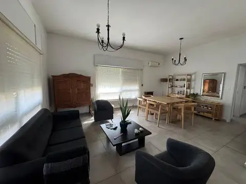 Casa en Venta en Bernal, USD 190.000