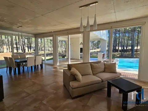 Casa en Venta en Villarobles, USD 290.000