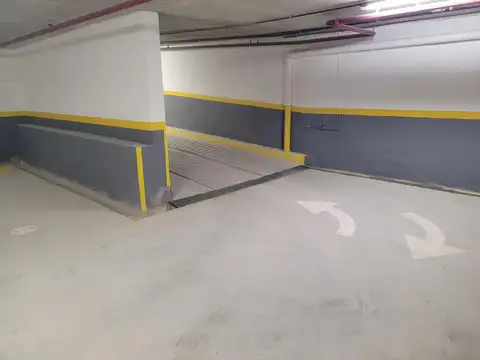 Av Corrientes 3800, Piso SS