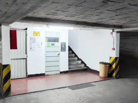 Venta de 3 Cocheras en oportunidad a metros de Tribunales  
