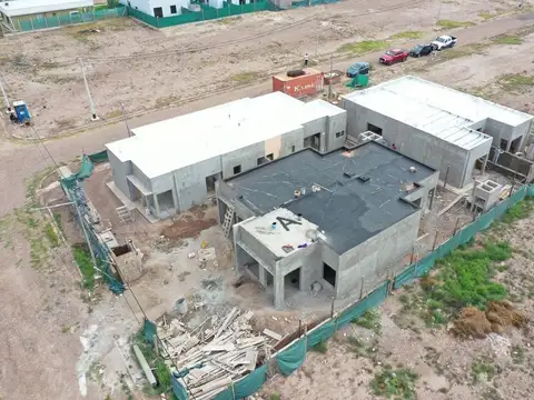 Emilio Civit 100