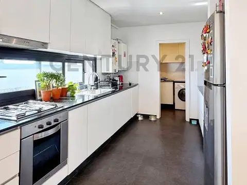 Departamento en Venta de 4 dormitorios